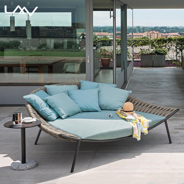 Lettino da Giardino Moderno in - Outdoor Daybed Furniture recensione e prezzo