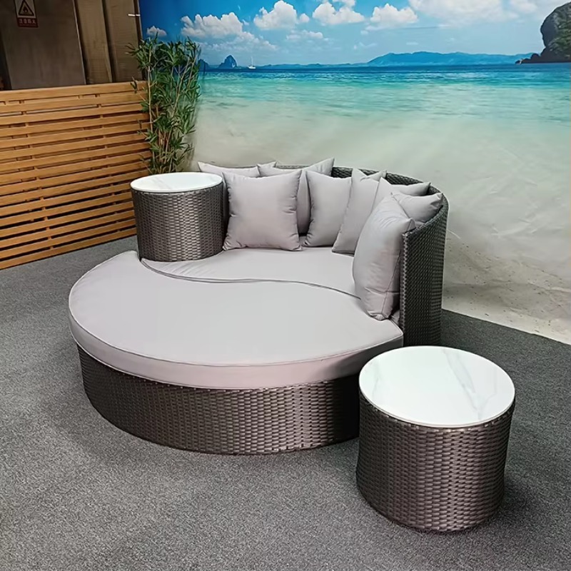 Lettini Prendisole Rialzati da - Outdoor Daybed Furniture recensione e prezzo